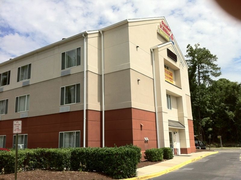 Studios And Suites 4 Less - Gum Road Chesapeake Bagian luar foto
