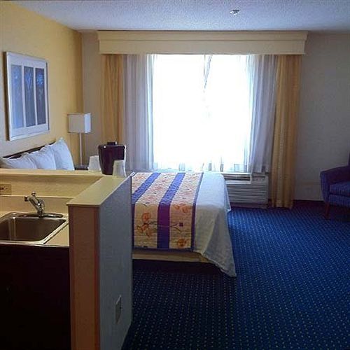 Studios And Suites 4 Less - Gum Road Chesapeake Bagian luar foto